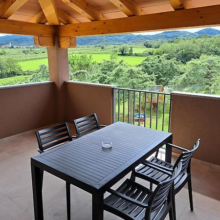 Posestvo Rouna - Winery And Apartments Випава Екстериор снимка