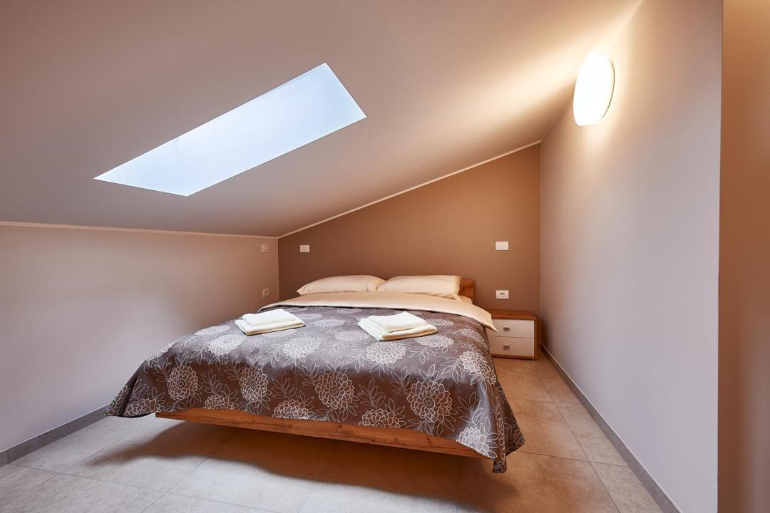 Posestvo Rouna - Winery And Apartments Випава Екстериор снимка
