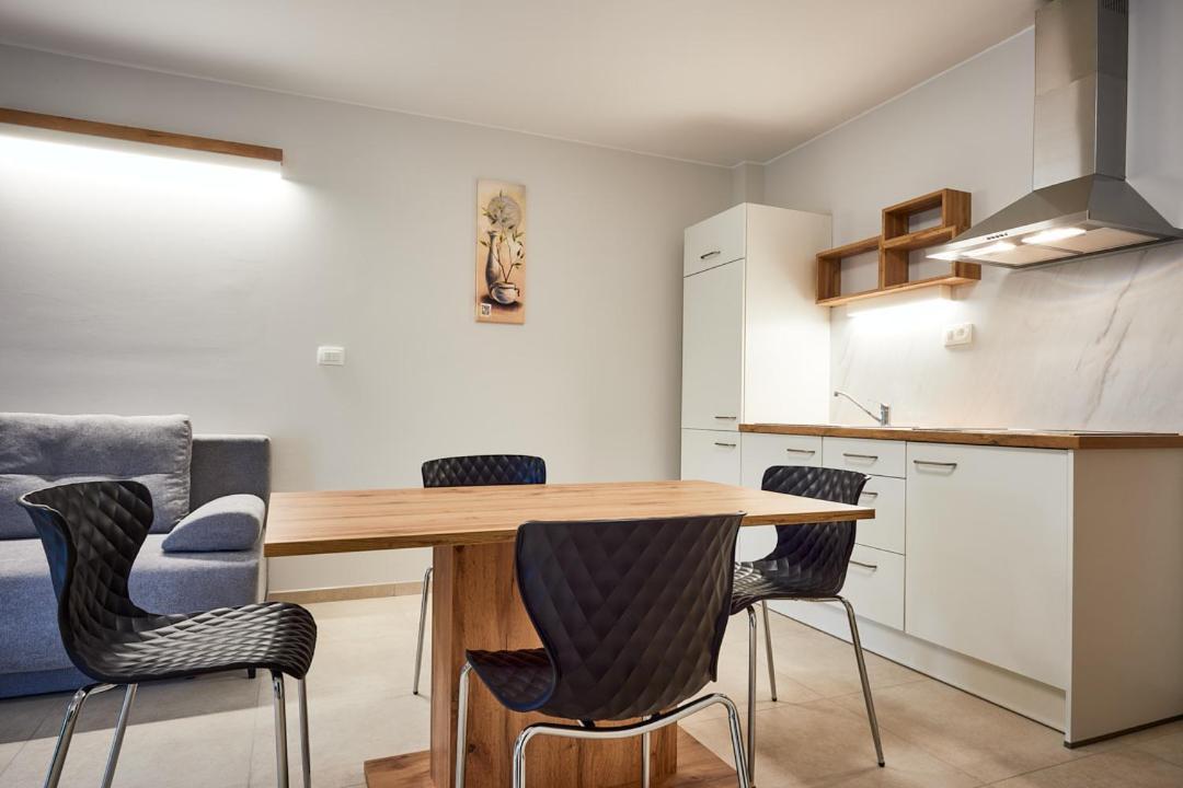 Posestvo Rouna - Winery And Apartments Випава Екстериор снимка